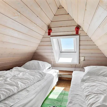 0395-romo-sonder-frankel-48 بيت للعطل